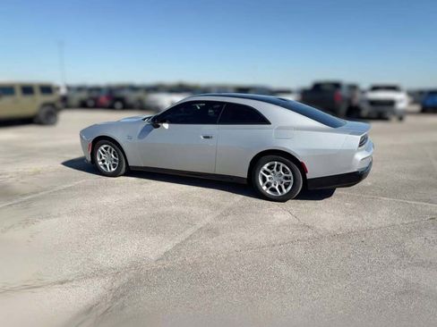 New 2025 Dodge Charger R/T w/ Quick Order Package 25M R/T image 7