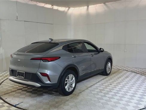 Used 2024 Buick Envista Preferred w/ Convenience I Package image 8