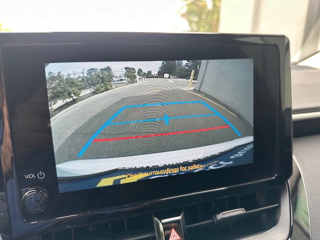Used 2024 Toyota Corolla LE w/ LE Convenience Package FWD image 25