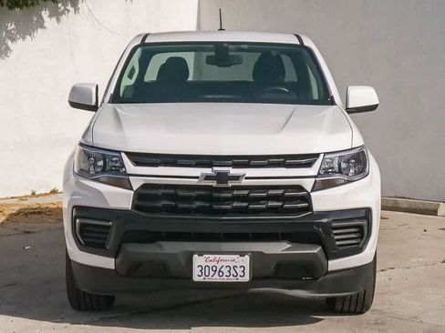 Used 2022 Chevrolet Colorado LT image 2
