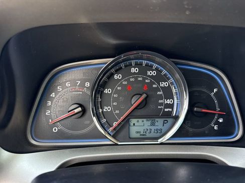 Used 2013 Toyota RAV4 Limited FWD image 15