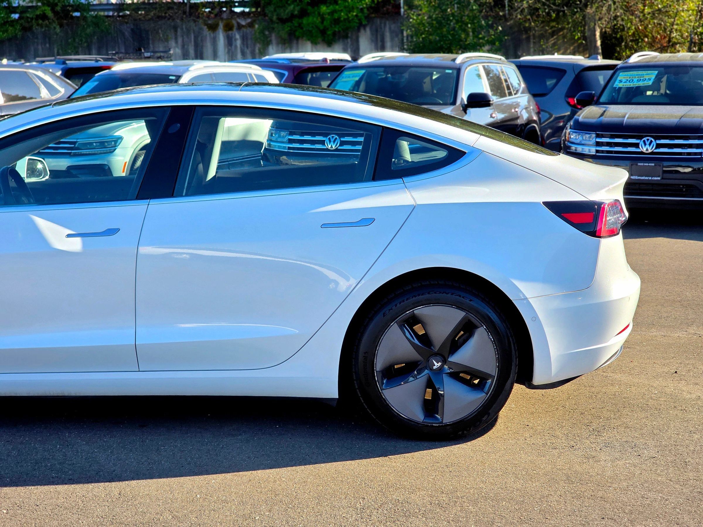 Used 2018 Tesla Model 3 Long Range AWD/4WD image 7