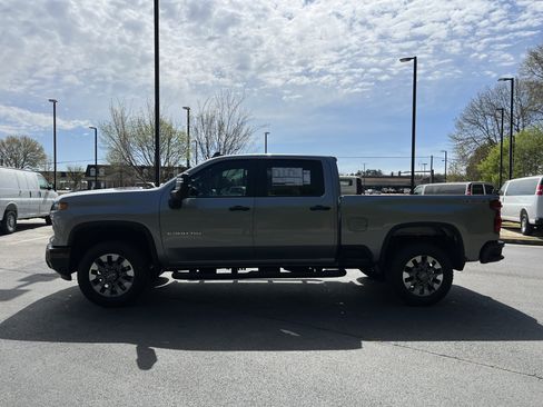 New 2026 Chevrolet Silverado 2500 Custom w/ Custom Value Package AWD/4WD image 6