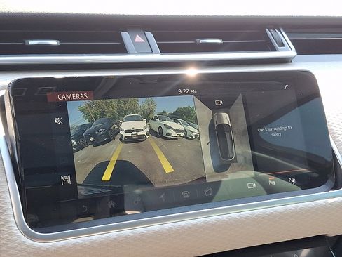 Used 2019 Land Rover Range Rover Velar R-Dynamic SE AWD/4WD image 19