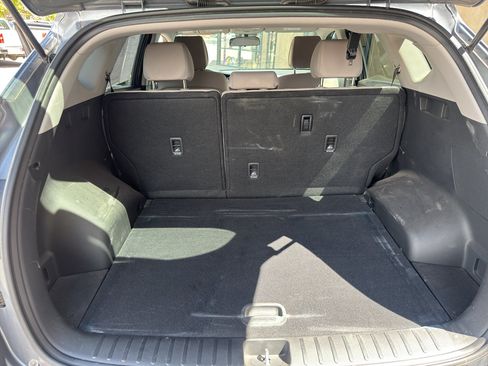 Used 2018 Hyundai Tucson SE FWD image 12