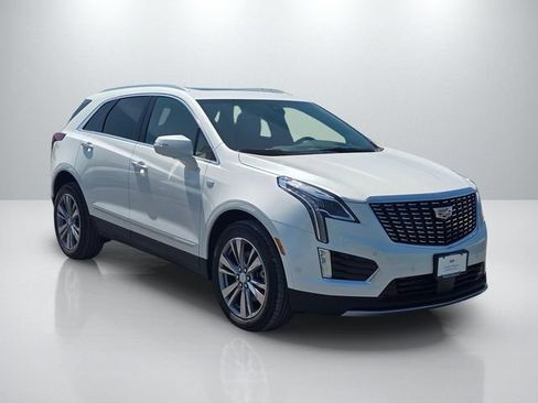 New 2026 Cadillac XT5 Premium Luxury w/ Driver Assist Package FWD image 3