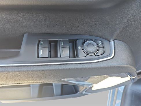 Certified 2024 Chevrolet Silverado 1500 LT image 2