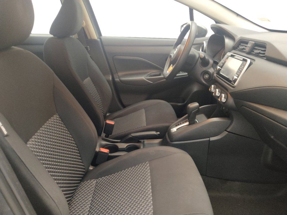 Used 2022 Nissan Versa S FWD image 21