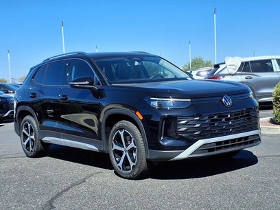 New 2025 Volkswagen Tiguan SE