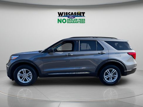 Certified 2022 Ford Explorer XLT AWD/4WD image 2