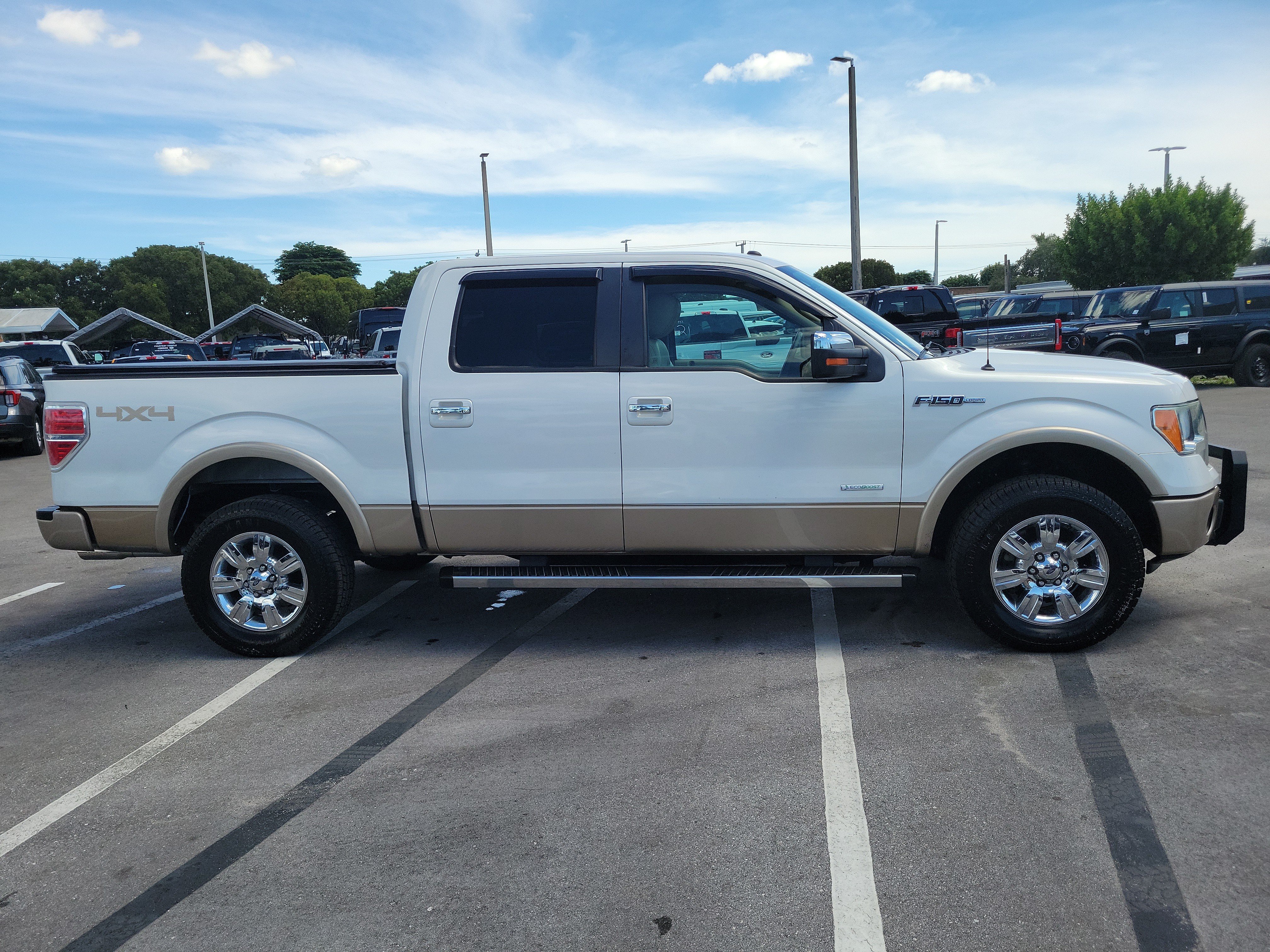 Used 2012 Ford F150 Lariat w/ Lariat Chrome Pkg AWD/4WD image 4