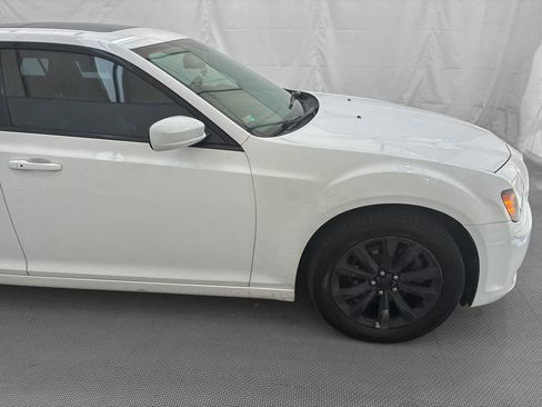 Used 2014 Chrysler 300 S AWD/4WD image 7