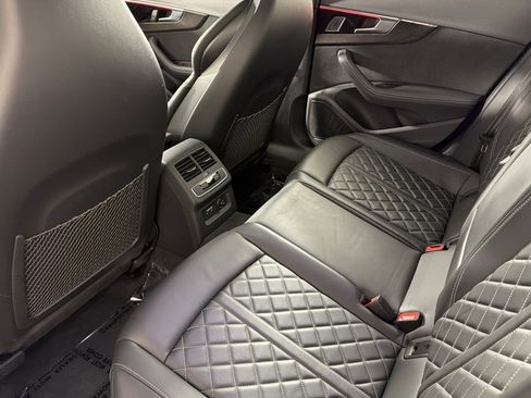 Used 2022 Audi S4 Premium Plus w/ Premium Plus Package image 11