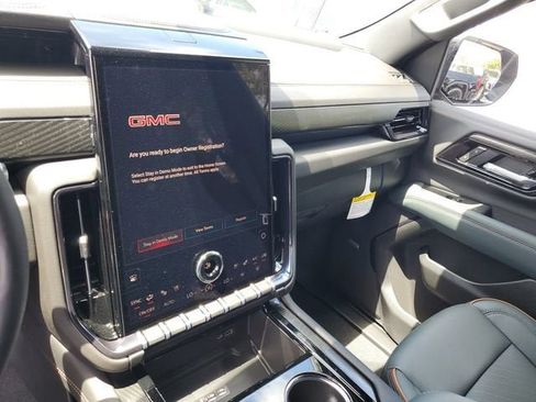 New 2026 GMC Yukon AT4 AWD/4WD image 26