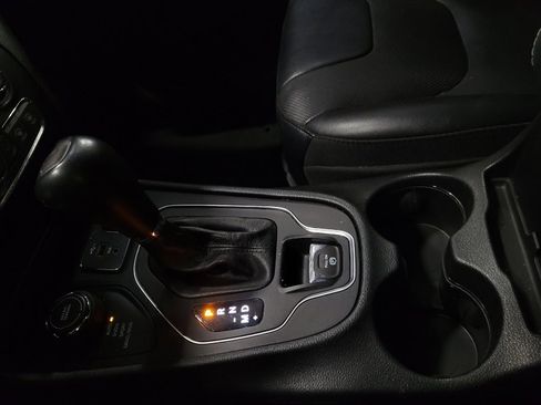 Used 2022 Jeep Cherokee Latitude Lux image 26