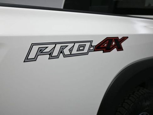 Used 2026 Nissan Frontier PRO-4X w/ Tow Package image 11