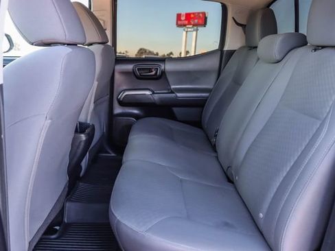 Used 2020 Toyota Tacoma SR5 image 19