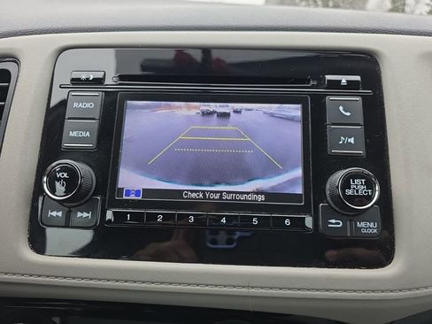 Certified 2022 Honda HR-V LX image 18