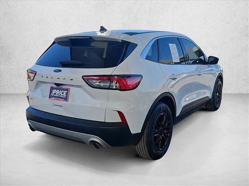 Certified 2022 Ford Escape SE image 5