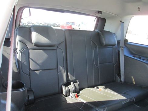 Used 2019 GMC Yukon Denali w/ Denali Ultimate Package AWD/4WD image 30