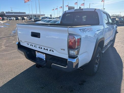 Used 2023 Toyota Tacoma TRD Off-Road image 7