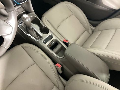 Used 2017 Chevrolet Cruze Premier image 21