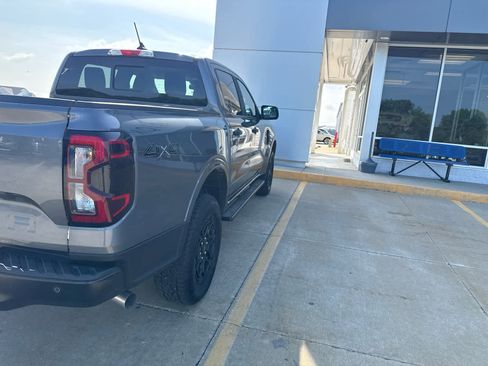 Used 2025 Ford Ranger XLT w/ Equipment Group 301A High AWD/4WD image 4