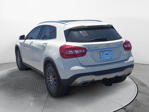 Used 2018 Mercedes-Benz GLA 250 4MATIC image 3