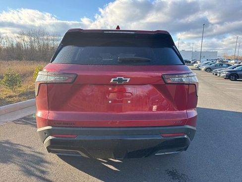 Used 2025 Chevrolet Equinox RS w/ Convenience Package III image 2