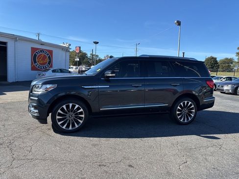 Used 2021 Lincoln Navigator Reserve image 14