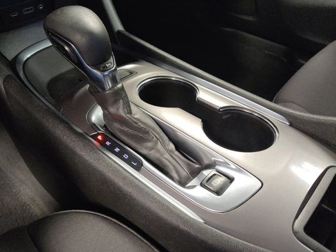 Used 2022 Chevrolet Malibu LT FWD image 26