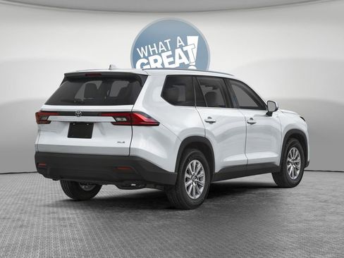 New 2026 Toyota Grand Highlander AWD image 2
