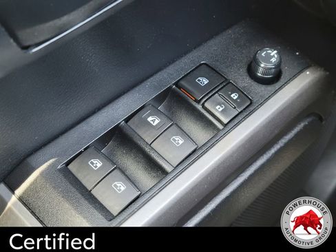 Used 2019 Toyota Tacoma SR5 AWD/4WD image 26