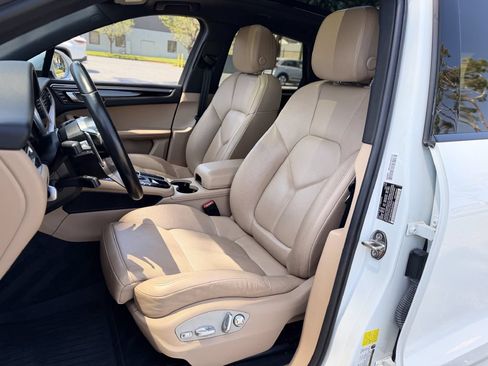 Used 2021 Porsche Macan S AWD/4WD image 10