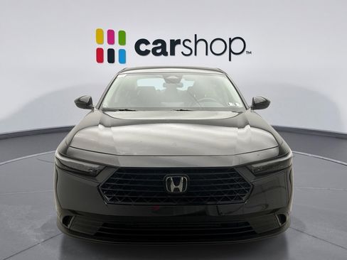 Used 2025 Honda Accord SE image 6