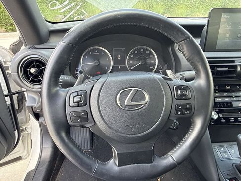 Used 2023 Lexus IS 300 w/ Comfort Package RWD image 21