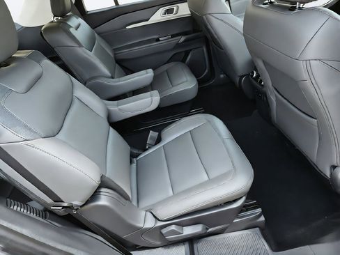 New 2026 Ford Explorer Active w/ Active Comfort Package AWD/4WD image 29