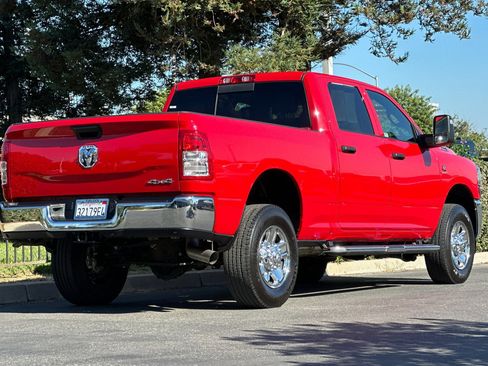 Used 2024 RAM 2500 Tradesman w/ Chrome Appearance Group image 4