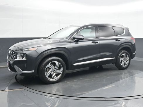Used 2021 Hyundai Santa Fe SEL image 2