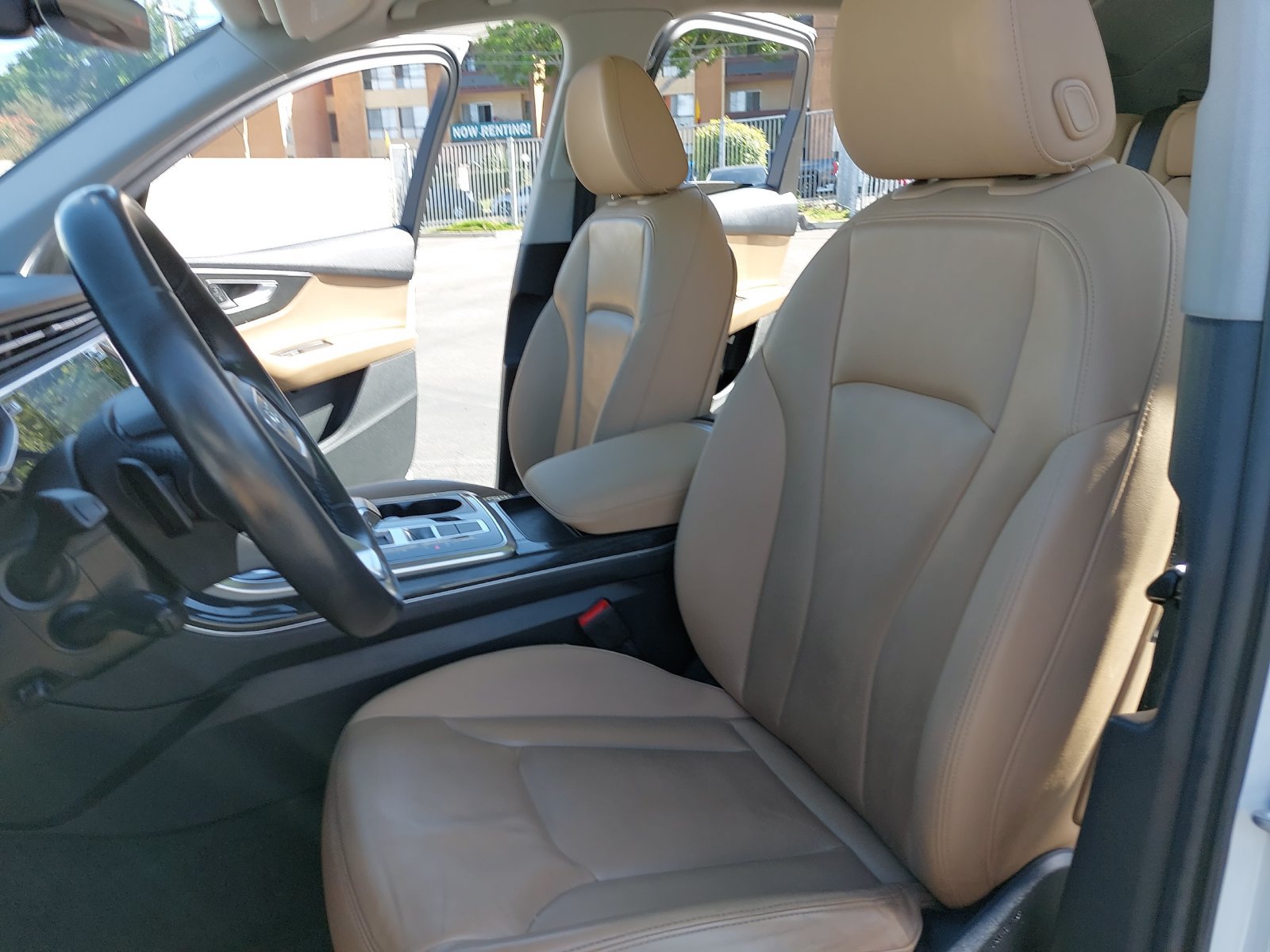 Used 2020 Audi Q7 2.0T Premium w/ Convenience Package AWD/4WD image 17