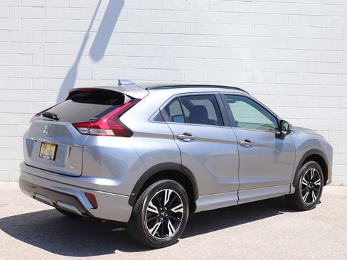 Used 2025 Mitsubishi Eclipse Cross SEL AWD/4WD image 2