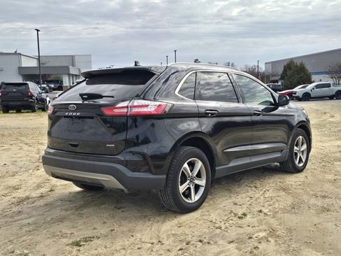 Used 2022 Ford Edge SEL w/ Convenience Package image 8