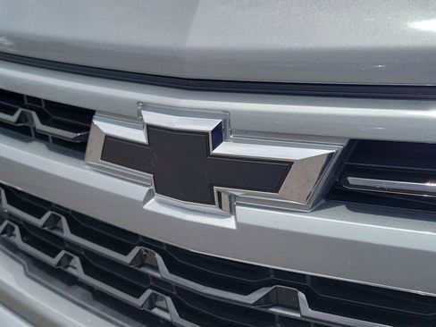 Used 2025 Chevrolet Silverado 1500 RST AWD/4WD image 30
