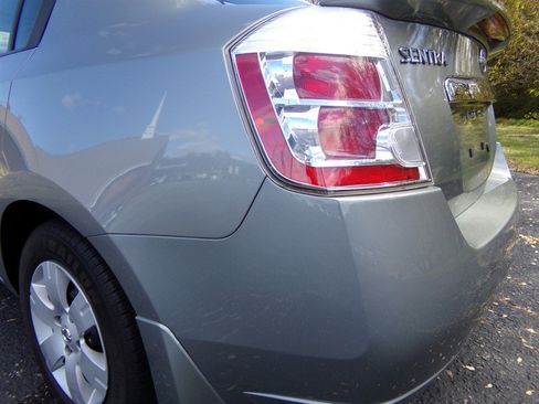 Used 2011 Nissan Sentra 2.0 image 13