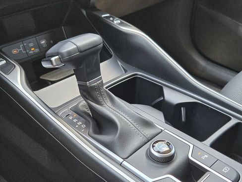 New 2026 Kia Sorento S FWD image 15