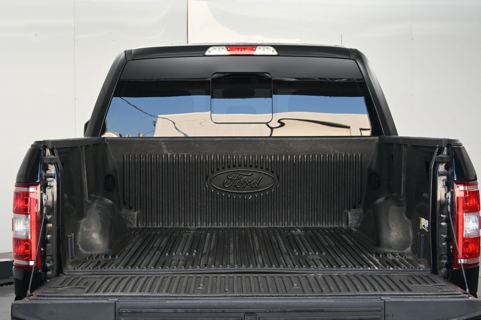 Used 2020 Ford F150 XLT w/ Equipment Group 302A Luxury AWD/4WD image 13