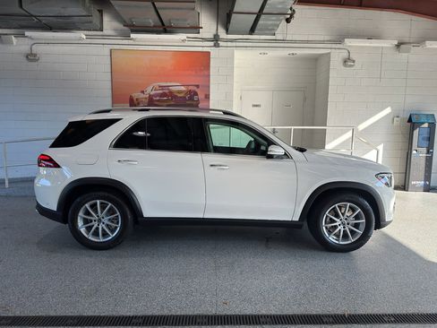 Used 2025 Mercedes-Benz GLE 350 4MATIC image 2