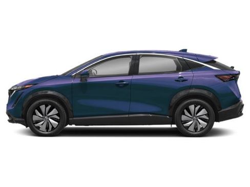 Used 2024 Nissan Ariya AWD image 3