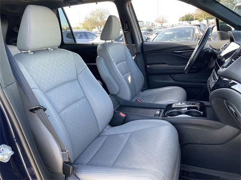 Certified 2021 Honda Passport Touring image 27