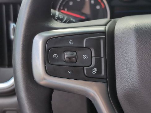 Used 2022 Chevrolet Silverado 1500 LT w/ Z71 Off-Road Package AWD/4WD image 29